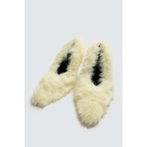 ZARA FAUX FUR SHOES FOR ZARA X DISNEY HARRY LAMBERT - Picture 1 of 6